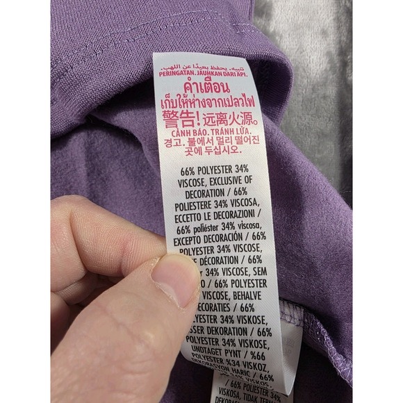 NWT Disneyland Women's Purple Fleece Sweatshirt Disney Embroidered Monogram - Picture 4 of 7